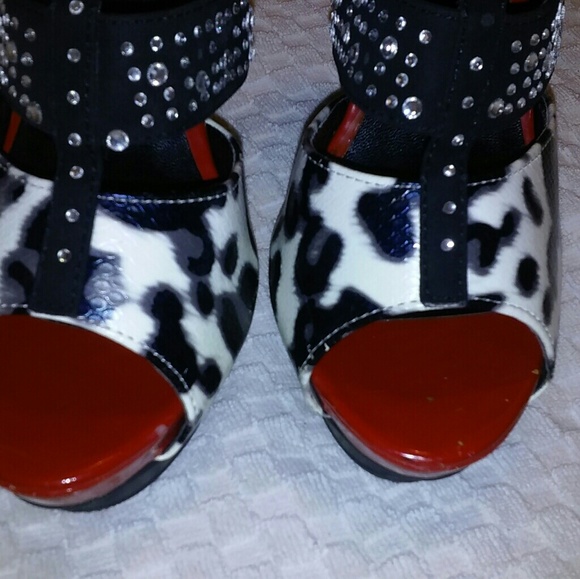 Animal Print Stilettos with Rhinestone Accents - Picture 4 of 7
